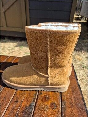 KOOLABURRA BY UGG KOOLA SHORT CHESTNUT SUEDE SHEEPSKIN WOMEN'S BOOTS SIZE US 7